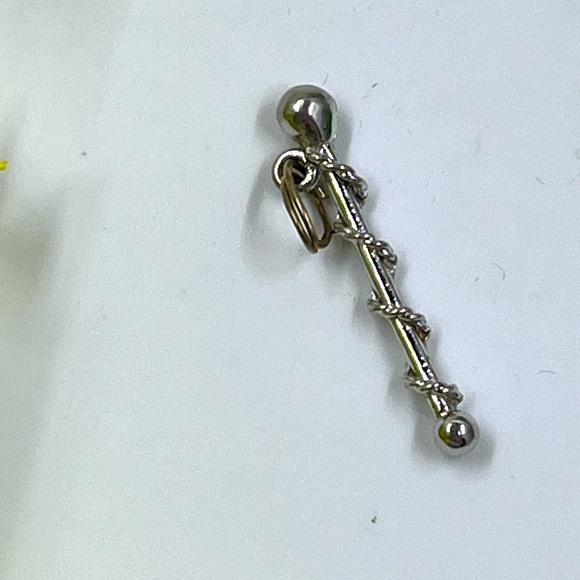 925 Sterling Signed Vintage Staff Pendant, Military - Picture 2 of 5